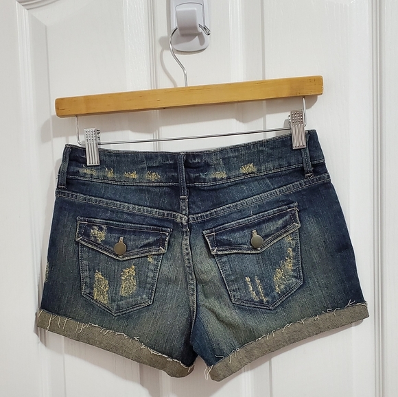 ⬇️ Forever 21 Distressed Denim Jean Shorts - Picture 2 of 5